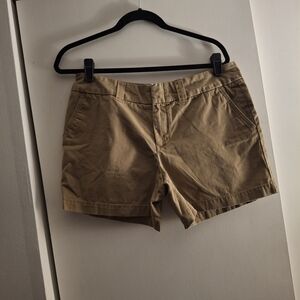 Tommy Hilfiger Women's Tan Cargo Shorts Casual Style